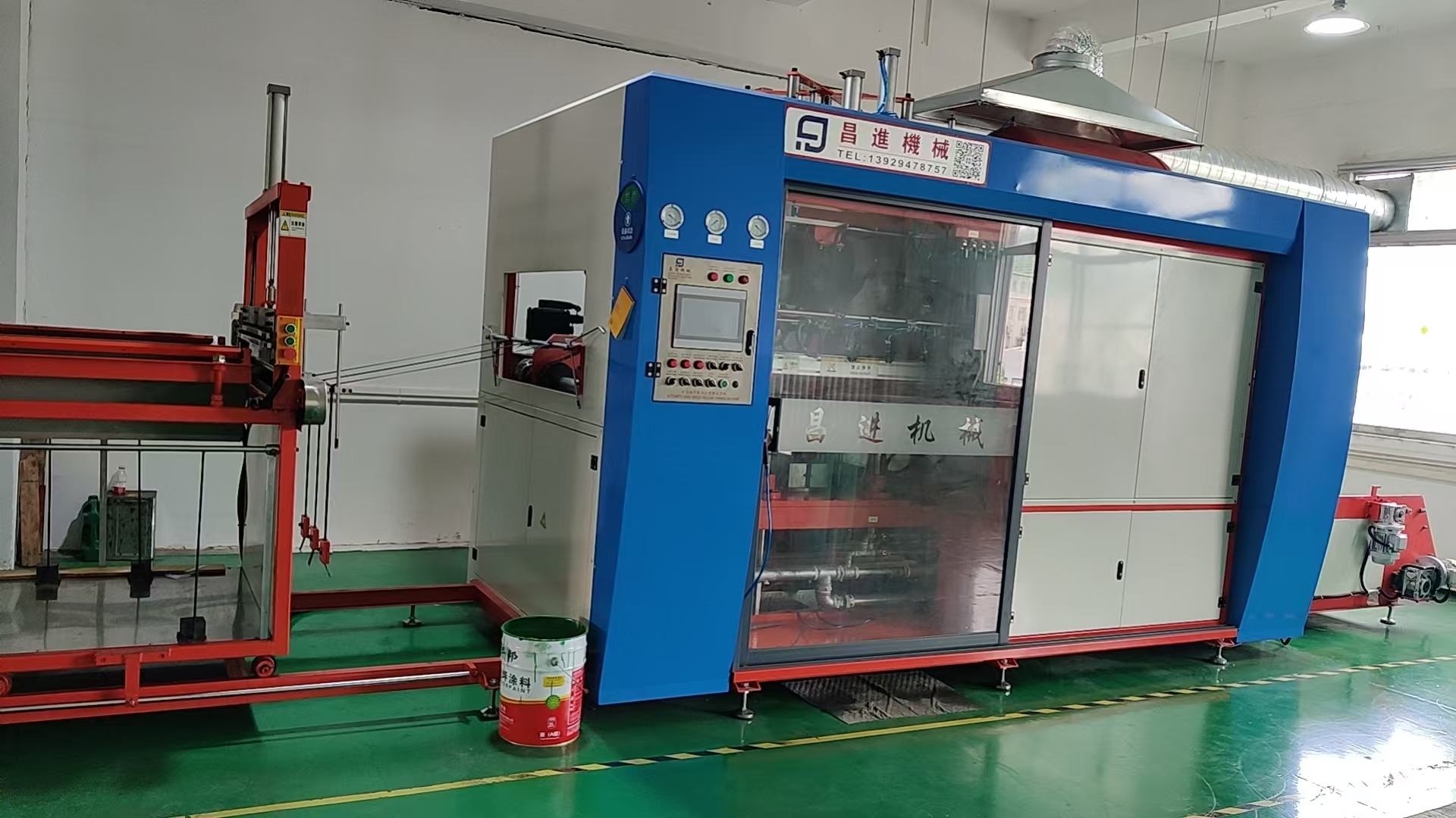 Thermoforming machine